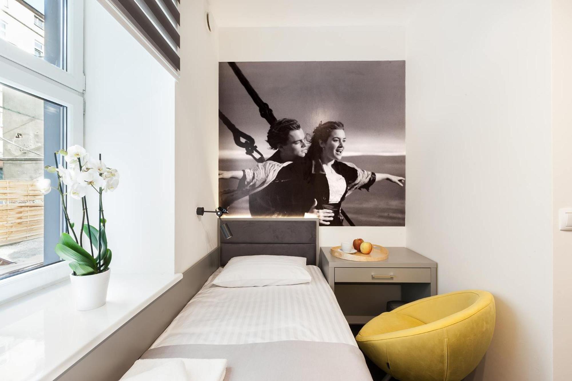 Bed & Breakfast Cinema